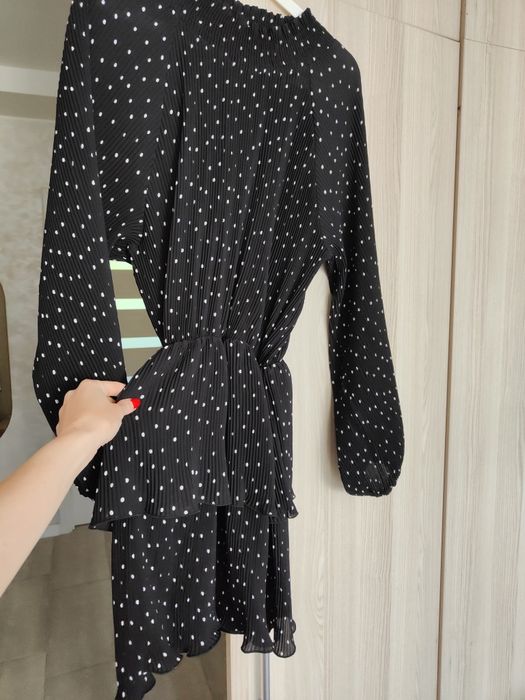 Czarna plisowana sukienka mini w kropki, Laurella, one size