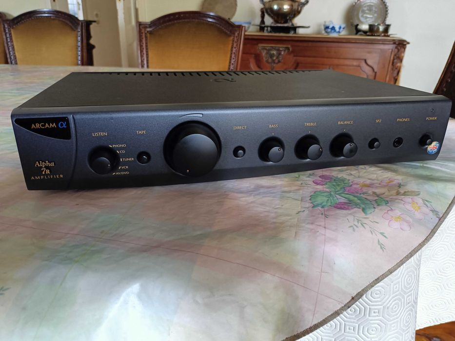 Arcam Alpha 7R Amplifier with Remote Control64168924403970120