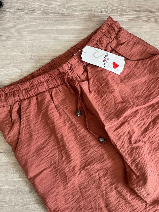 Легенькі штани розмір M-L