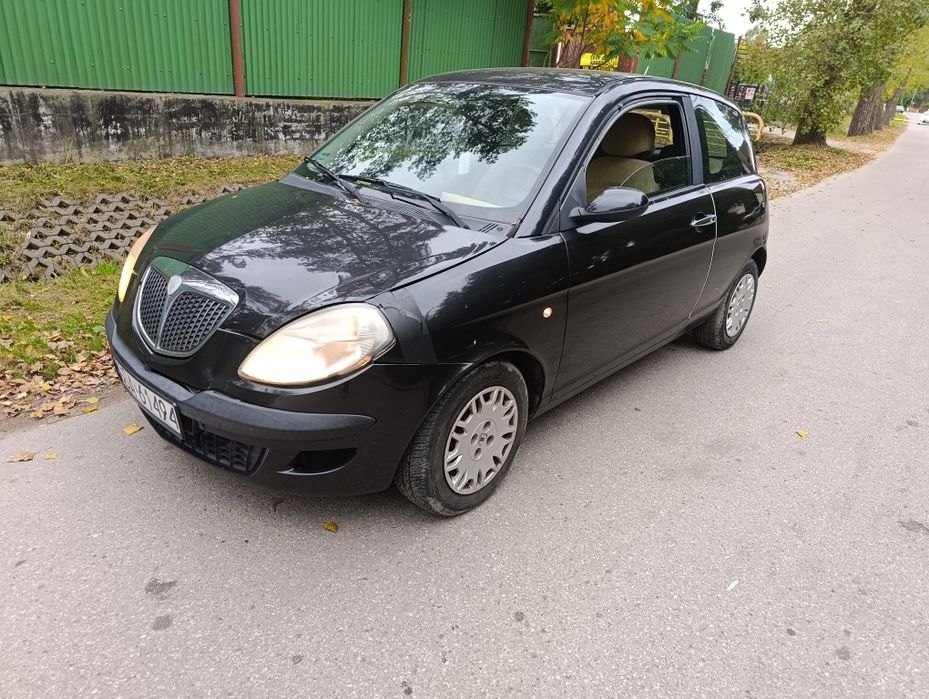 Lancia Ypsilon