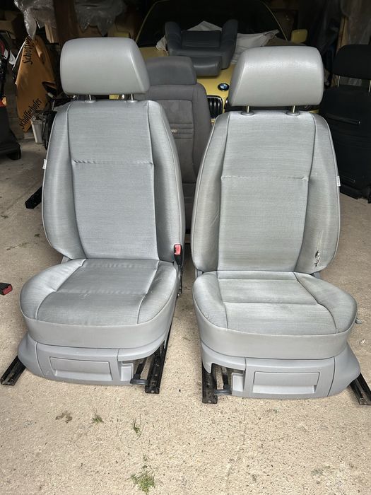 Fotele vw caddy mk3 podgrzewane
