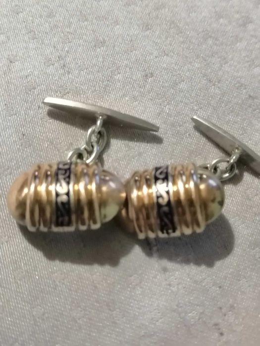 botões de punho em prata com banho de ouro antigos