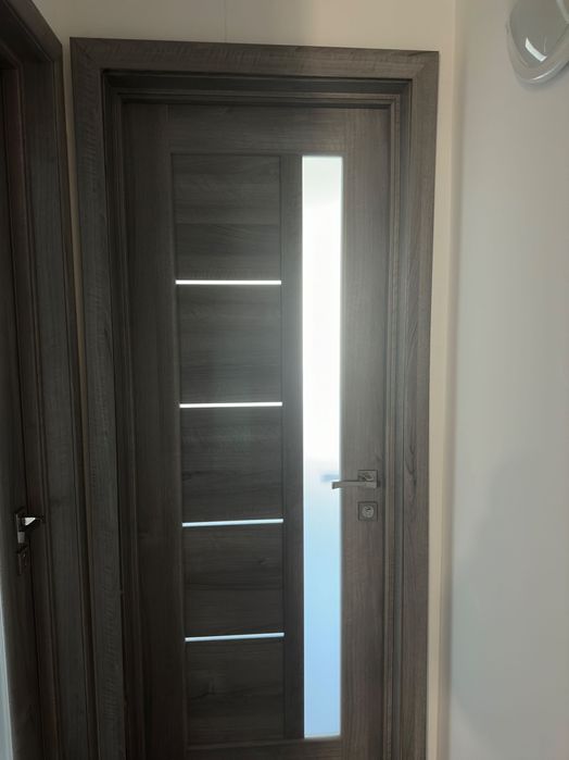 Portas interior cinzentas completas
