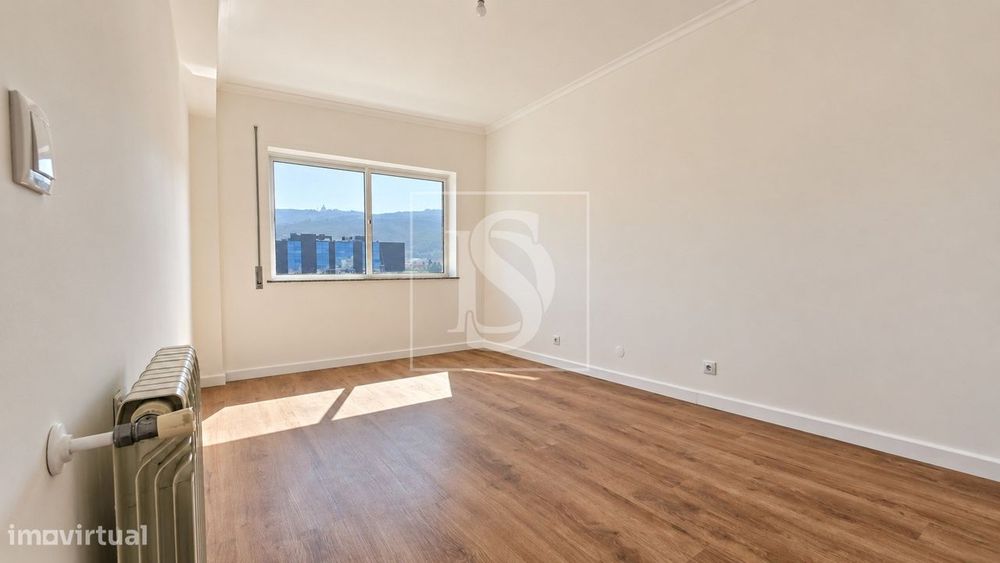 Apartamento T3 Venda em Nogueira, Fraião e Lamaçães,Braga