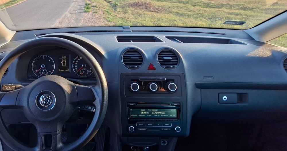 Volkswagen Caddy 1.6 tdi.