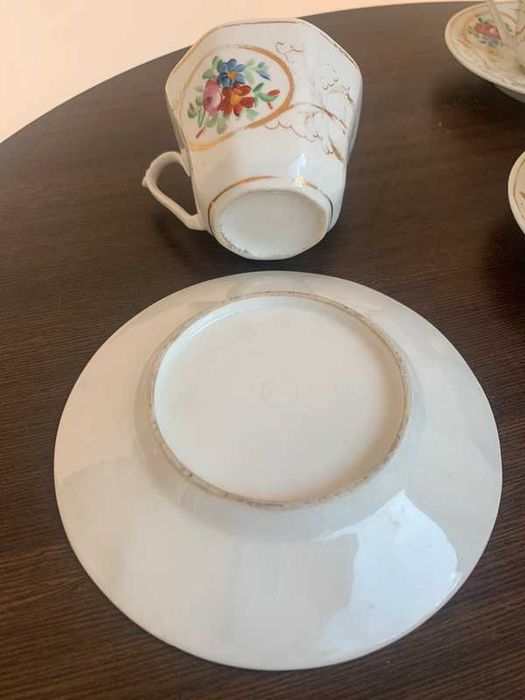 Антикварний сет з 6 чашок з блюдцяями