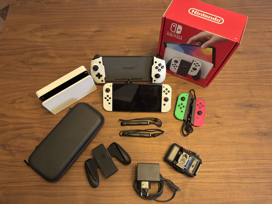 Nintendo Switch OLED (Branca) + Vários Extras – Excelente Estado