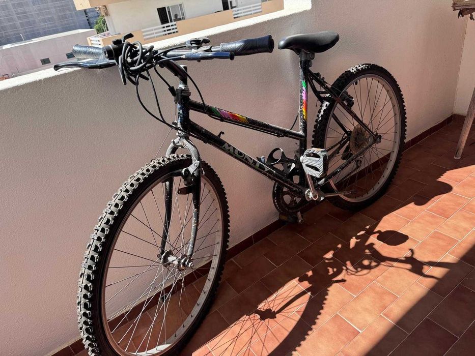 Bicicleta em boas condições