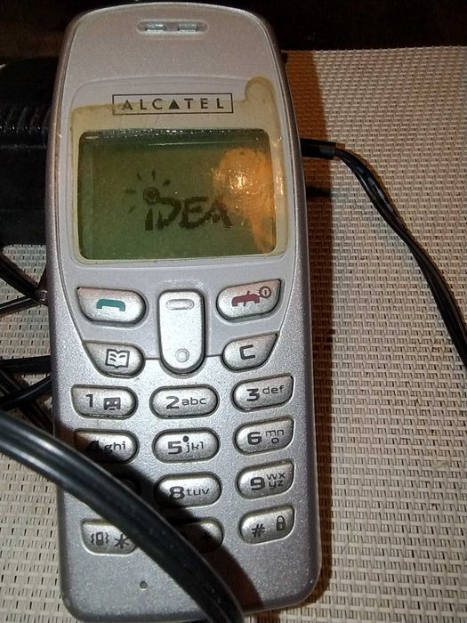Alcatel XG1 z ładowarką