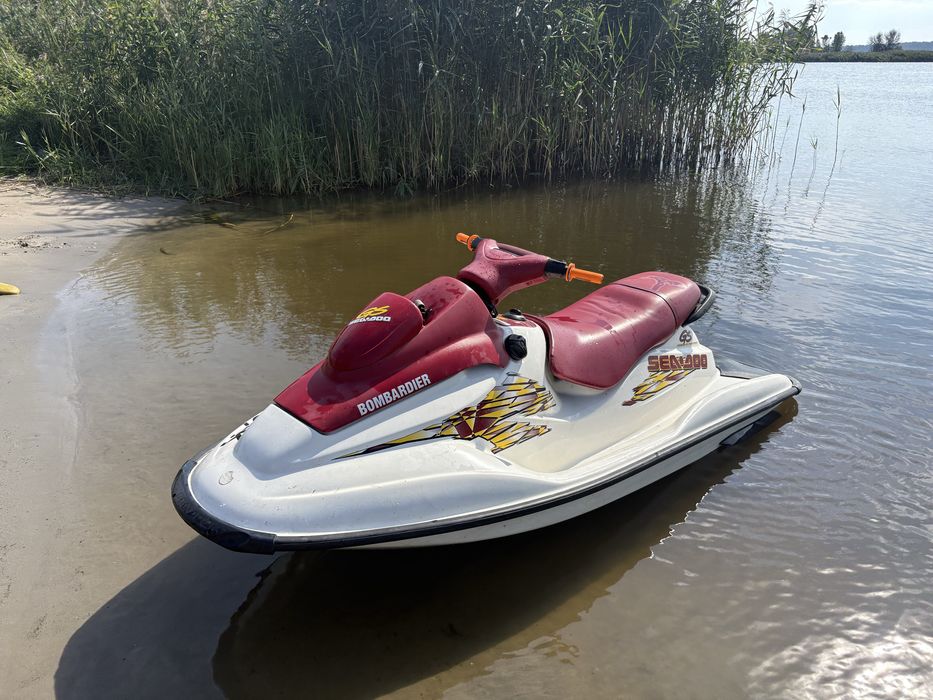 Гидроцикл Bombardeer 750 обслужен