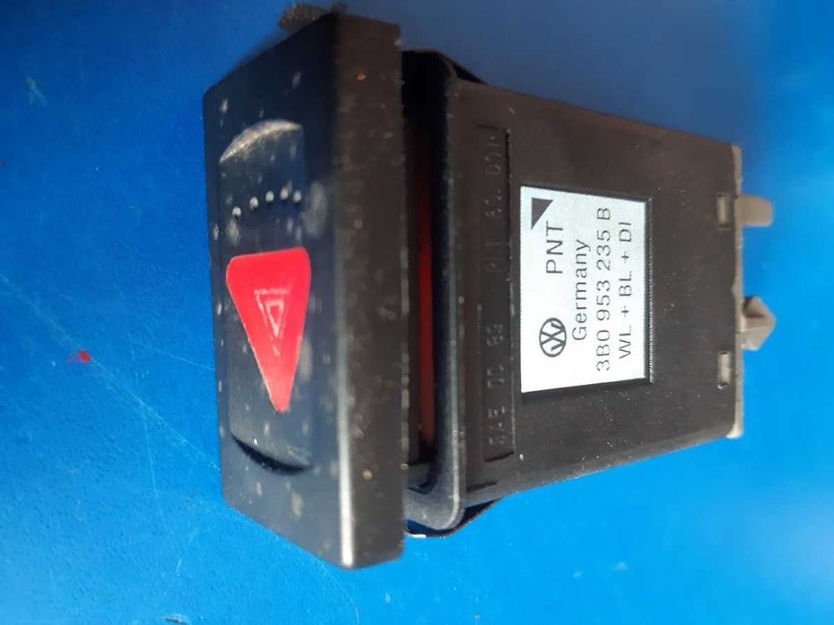 Przełącznik awaryjnych Vw Passat B5 Golf 4 Seat Leon Sharan Audi 80 B4