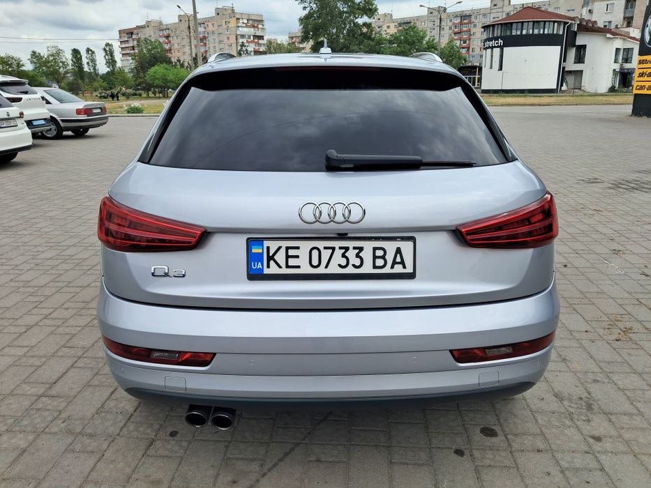 Продам  Audi Q3.