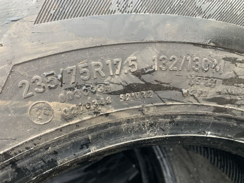 235/70/17,5 Continental – 90% bieżnika