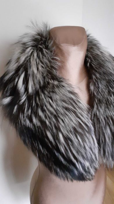 Kołnierz z naturalnego lisa