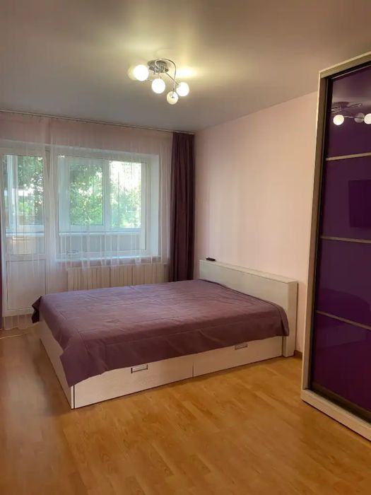Продам 3-комнатную квартиру. Правый берег, Соборный район, ж/м Победа-3. Купить квартиру