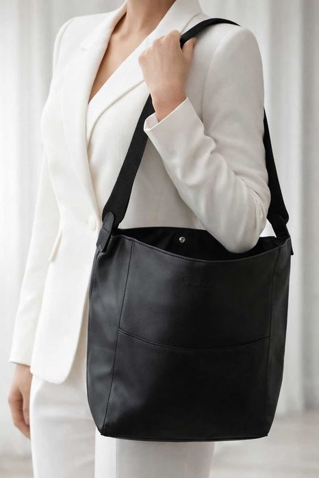nowa czarna elegancka torebka Calvin Klein