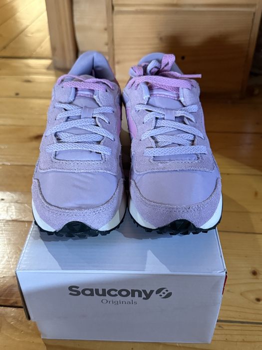 Нові оригінальні кросівки 37 шкіра  saucony