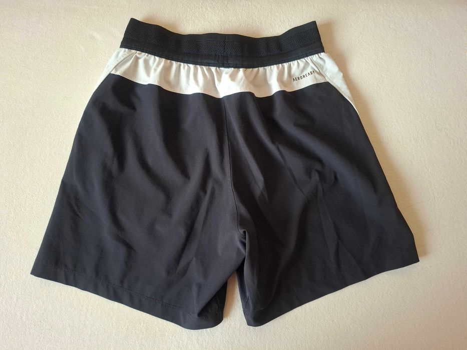 Spodenki Adidas roz. S