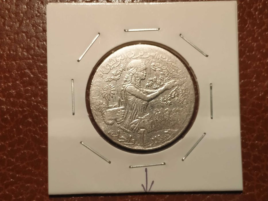 A182 - 1 Dinar Coin from 1990, Tunisia (Axis Rotated by 90°)
