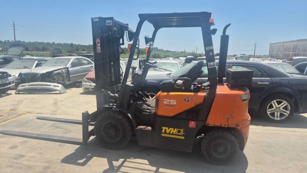 Empilhador DOOSAN D25G 2013