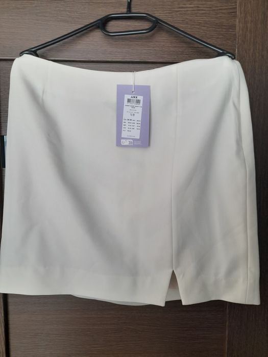 Спідниця міні від фірми JJXX