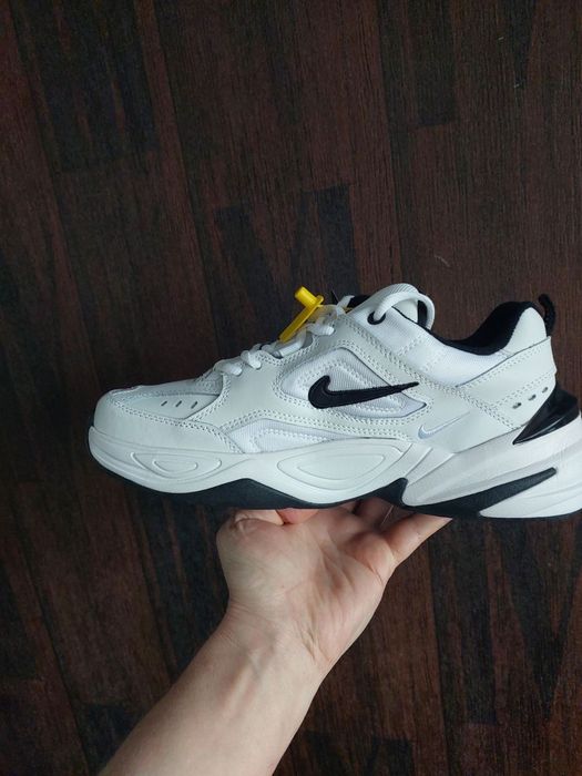Білі чоловічі кросівки Nike M2K Tekno White Black
