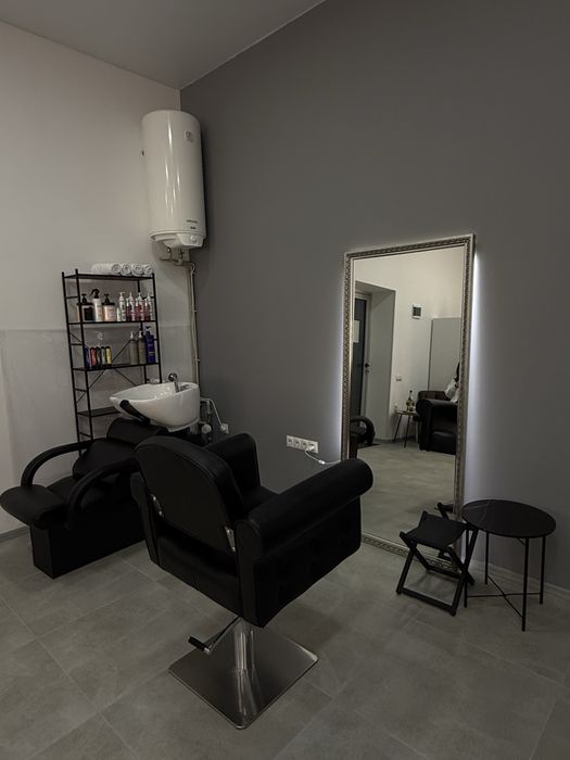 Оренда 15 днів / 30 днів місце перукаря/колориста. Район Урожай