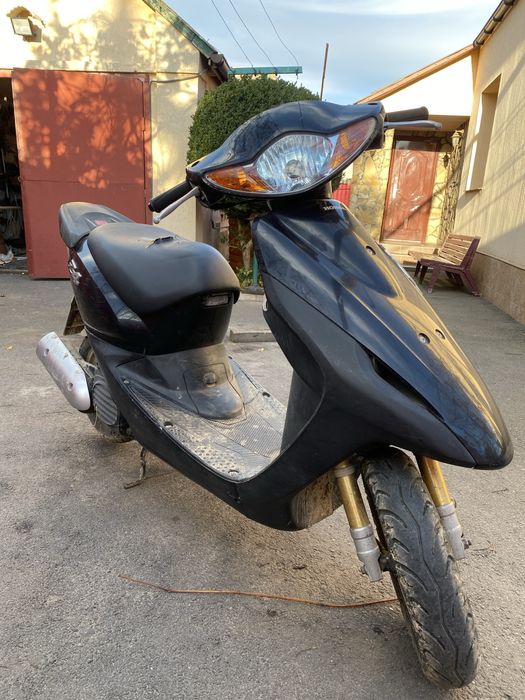 Скутер Honda Z4 з контейнера