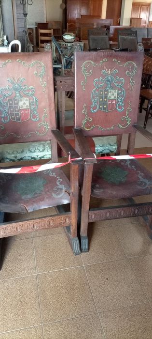 Grande Lote de  antiguidades............. e velharias vintage vendo se