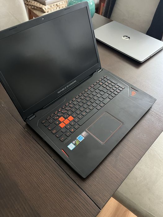 Portátil Asus ROG Strix GL702 VM