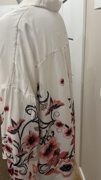 Bluzka w kwiaty oversize 40/42, L/XL