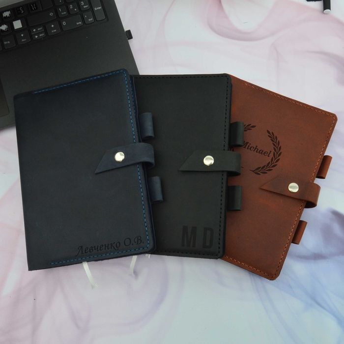 Кожаный органайзер с именной гравировкой. Кожаный блокнот. Шкіряний