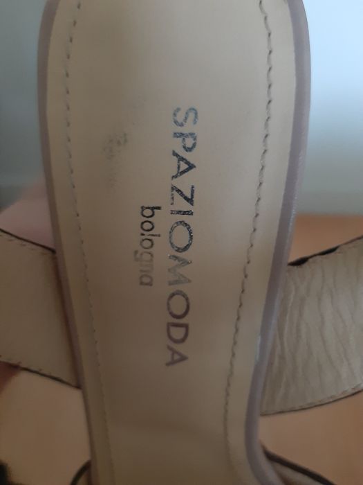 Sandálias spaziomoda