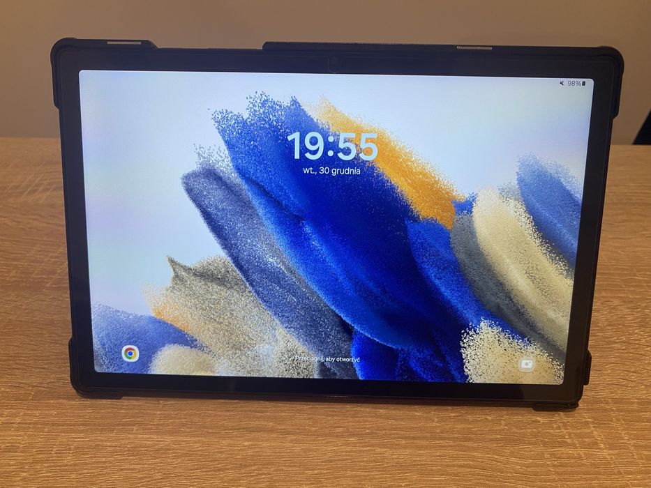 Sprzedam tablet Samsung Galaxy Tab A8 WiFi + Etui ochronne