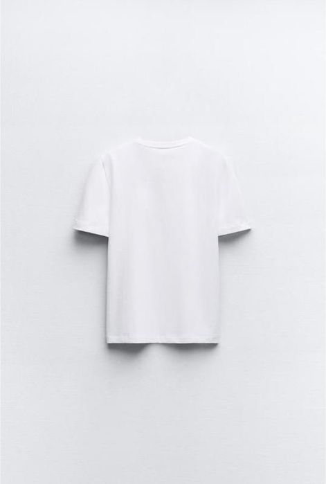 ZARA Щільна бавовняна футболка