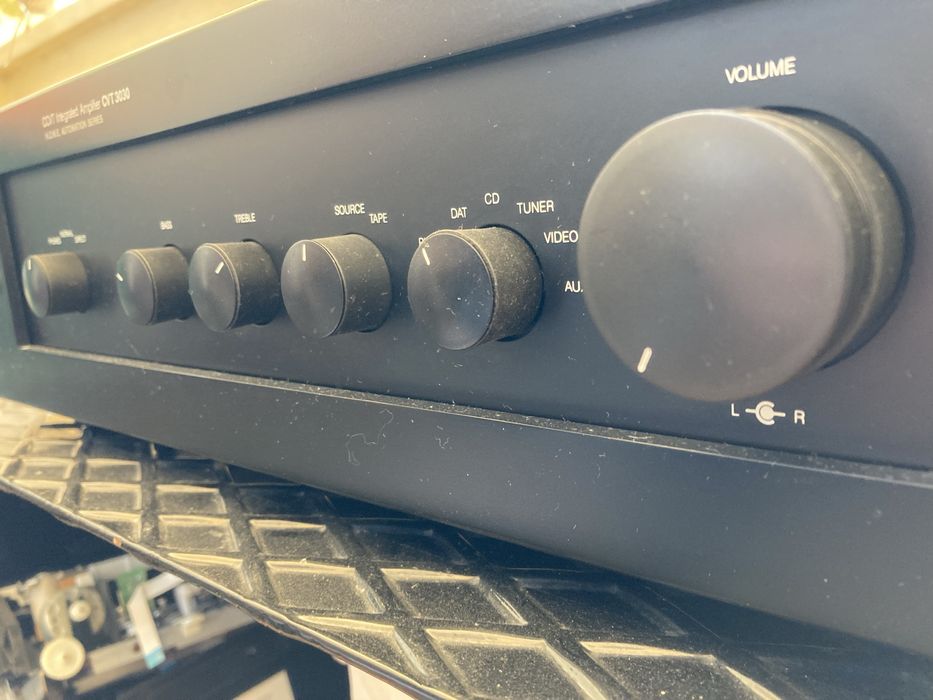 AMC CVT-3030, Integrated Tube-Amplifier