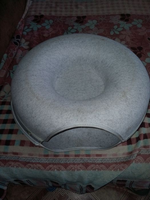 Лежанка дралка для котиків