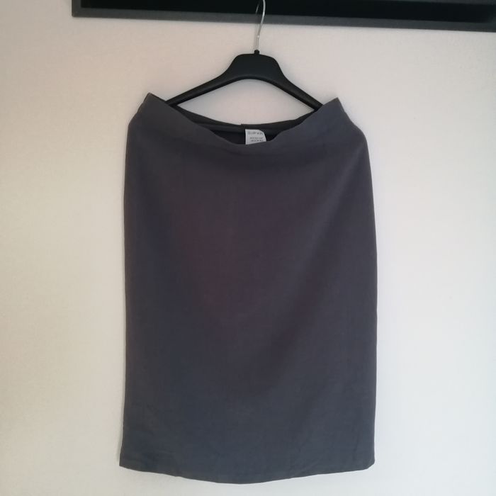 Szara klasyczna spódnica damska Modena 40