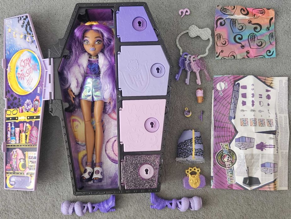 lalka Clawdeen Wolf, Monster High, Skulltimate Secrets (Straszysekrety) trumna trumienka