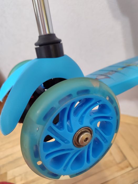 Легкий дитячий самокат Profilite SCOOTER SMALL . Для дитини до 110 см