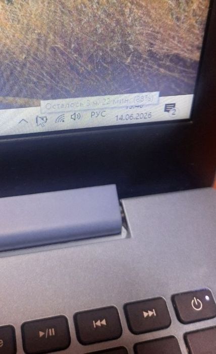 Disk 1tb, отличная батарея