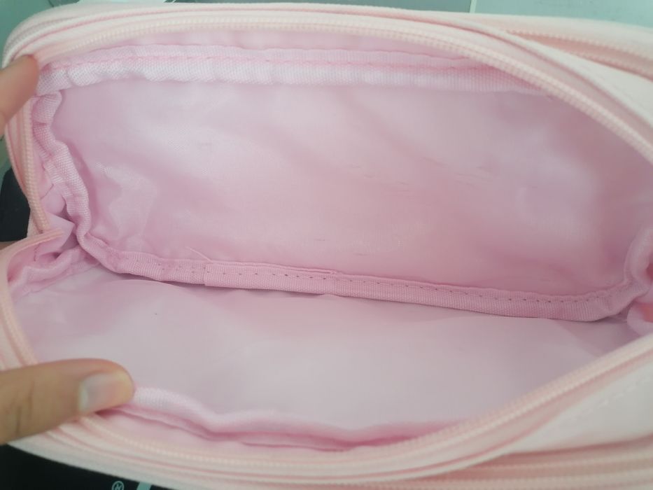 Estojo rosinha bonita