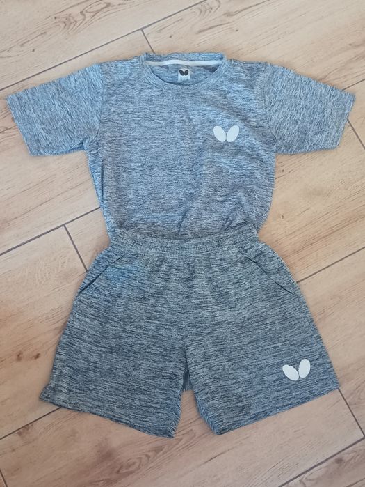 Strój tenis stolowy