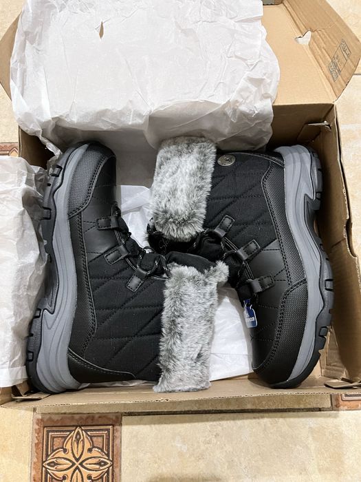 Зимове взуття Skechers