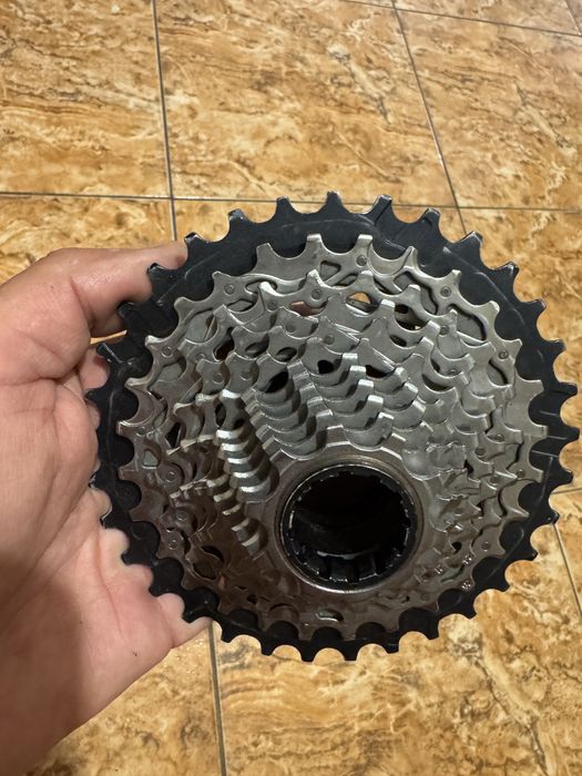 SRAM kaseta XG-1270-D1 Force AXS 10-33T, 12rz srebrna