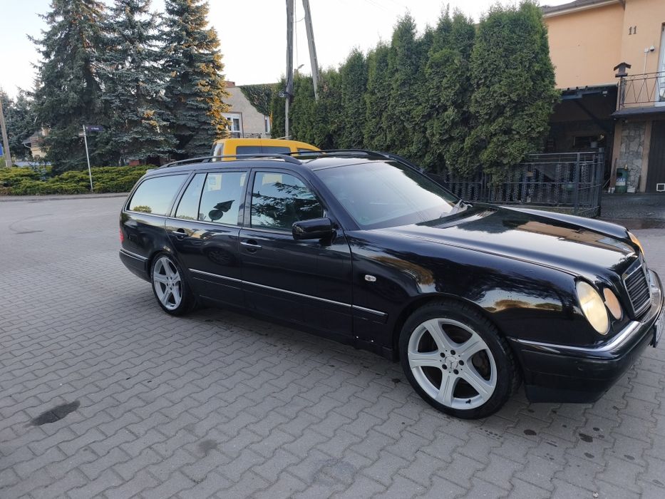 Mercedes w 210 4.2V8 1996r.