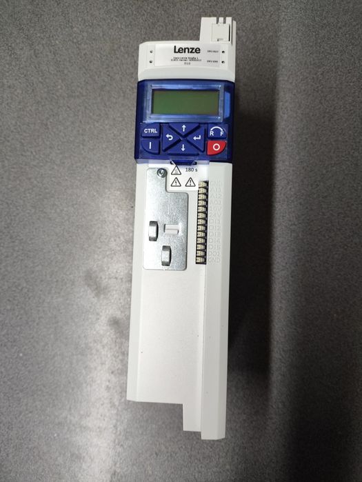 Частотний перетворювач Lenze i510 частотник 1-фазний 3*220В