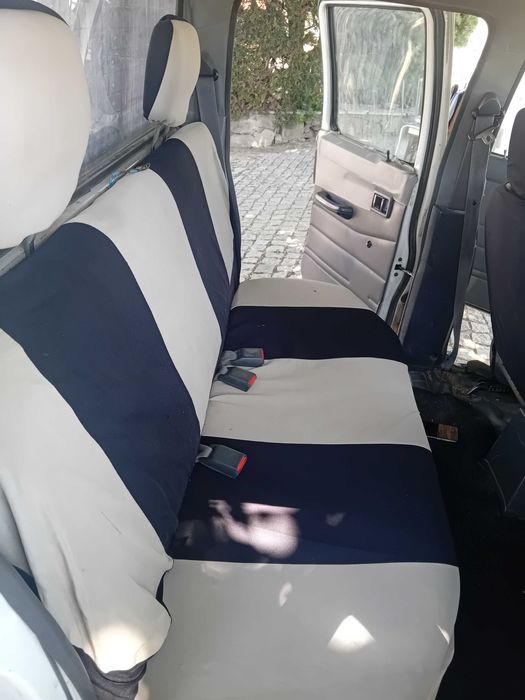 Nissan D21 2.5 Diesel – Pronta a trabalhar
