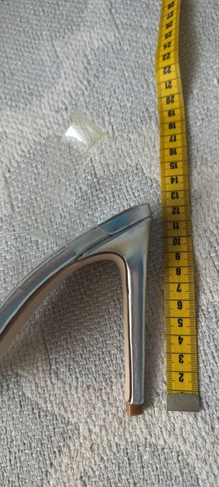 Szpilki sandały srebrne GUESS r. 39 Nowe bez metki