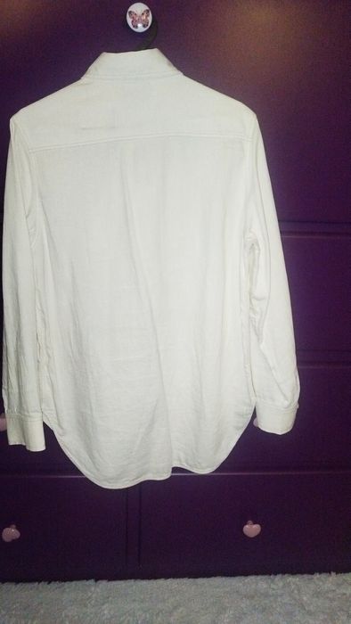 Camisa bege elegante